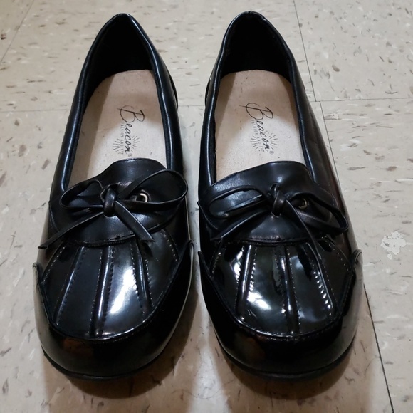 Shoes - Picture 1 of 2